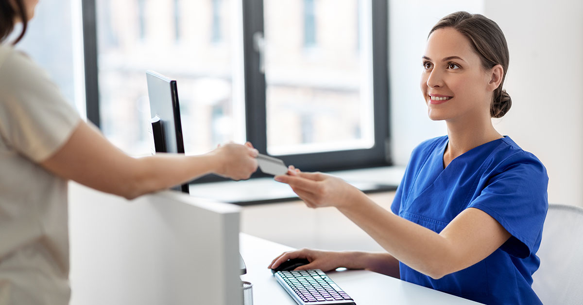 Cómo definen las aseguradoras la labioplastia "médicamente necesaria